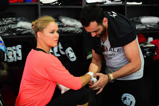 ronda-rousey-taping.jpg